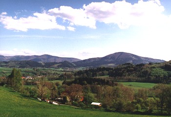 ranch_wide.jpg (25438 bytes)